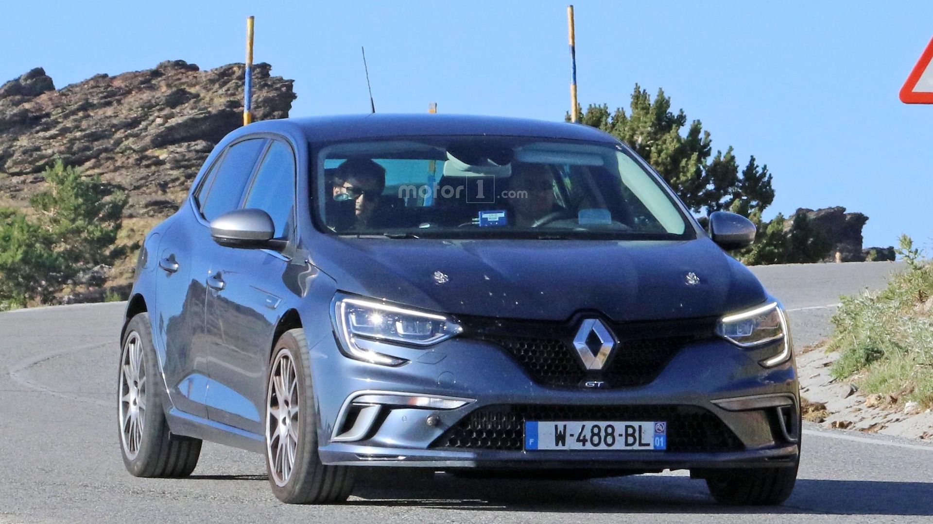 2018 Megane R.S. testler esnasında görüntülendi