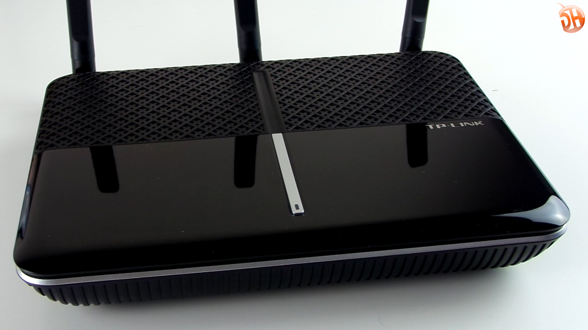 TP-Link Archer VR600 'Stabil ve Şık' modem/router'ı inceliyoruz