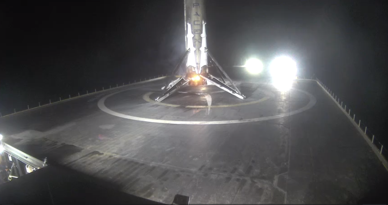 SpaceX'de normal bir gün: 6. roket de başarıyla iniş yaptı