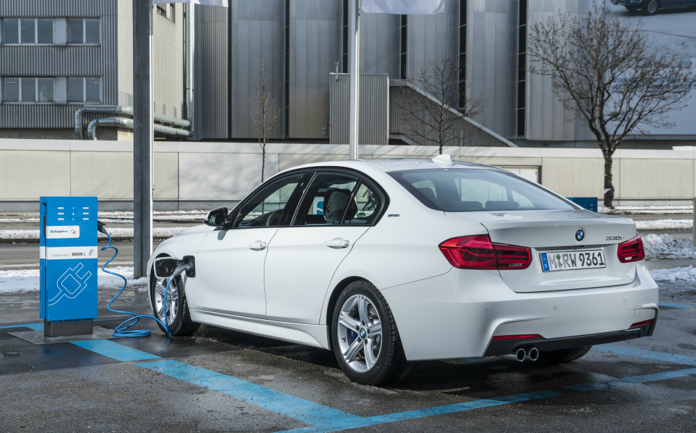 BMW'den tamamen elektrikli araç atağı