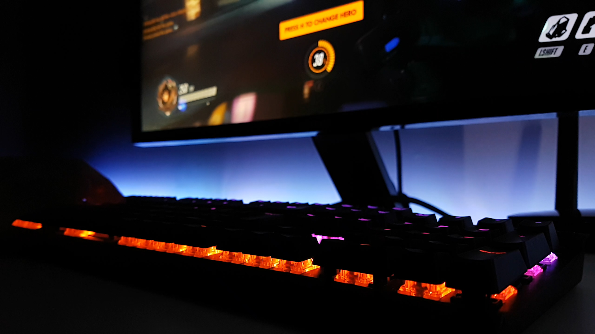 Corsair K70 RGB Rapidfire incelemesi 'Cherry MX Speed ile En Hızlılardan'