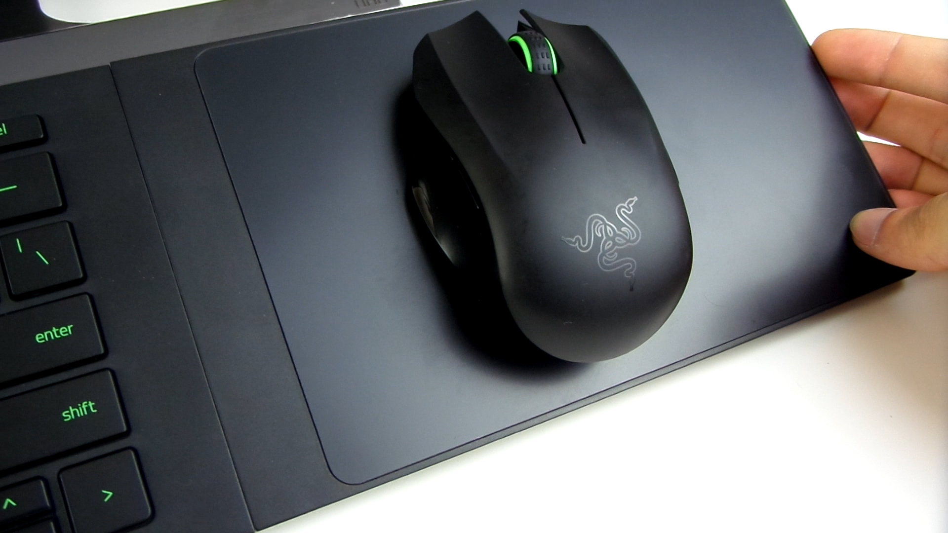 Razer Turret inceleme 'TV için oyunculara özel fare ve klavye ikilisi'