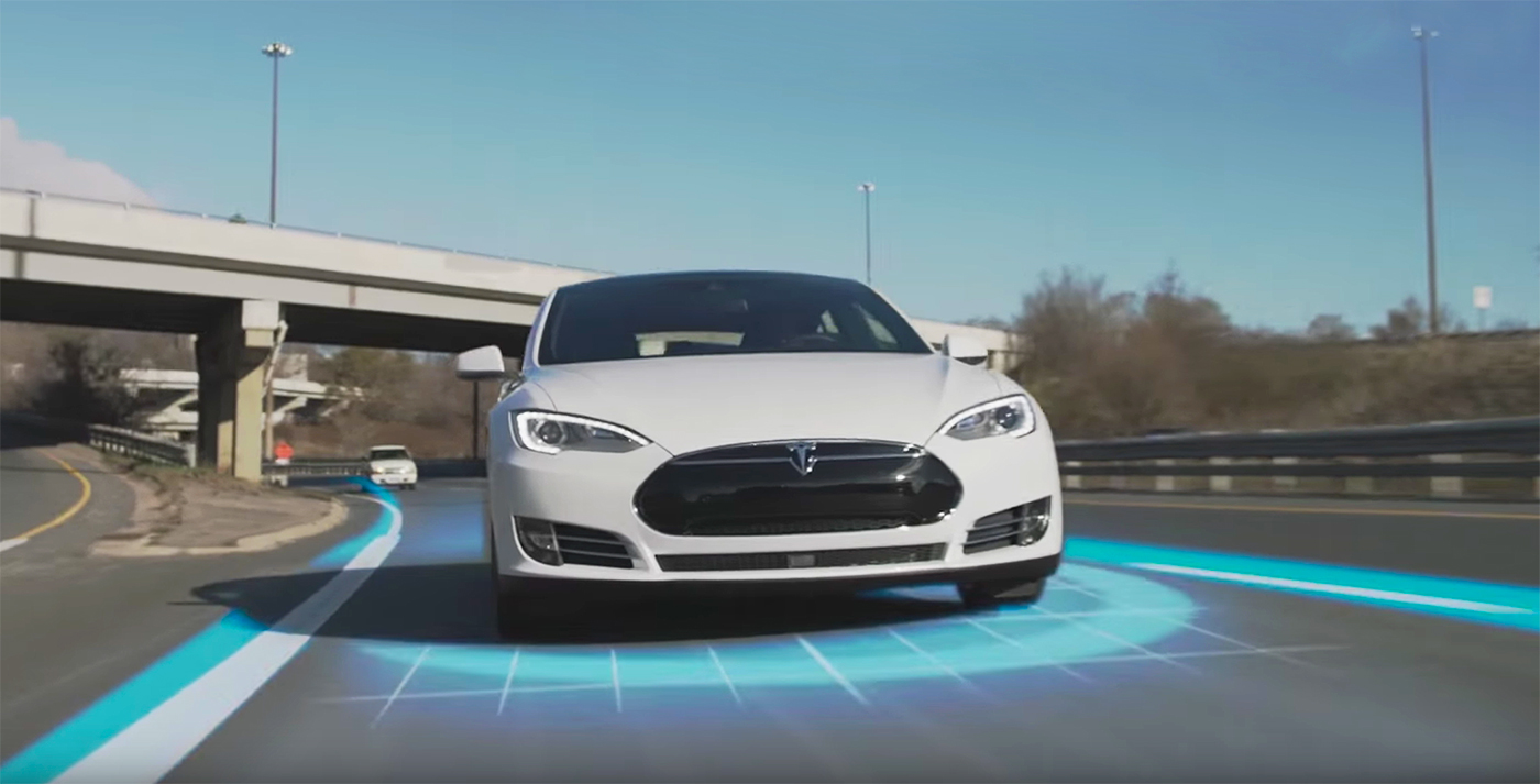 Artık bütün yeni Tesla'lar tam otonom için gereken donanıma sahip