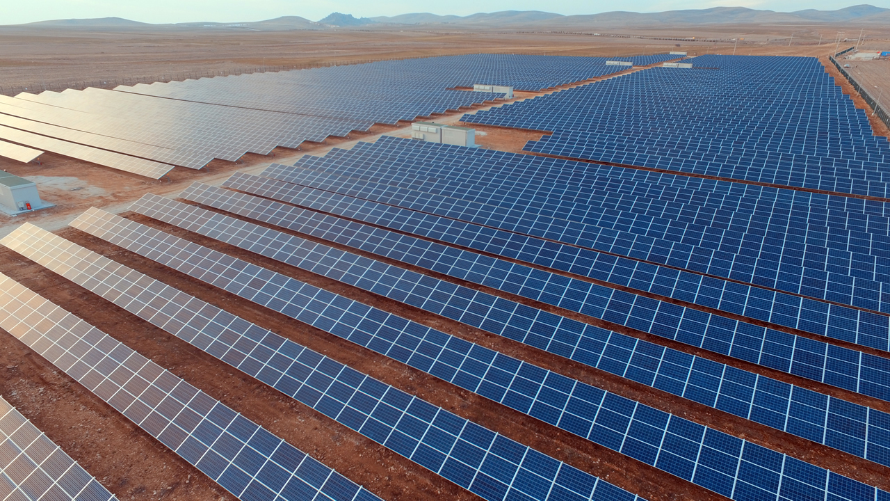 Konya’ya 1 milyar dolarlık güneş enerjisi yatırımı
