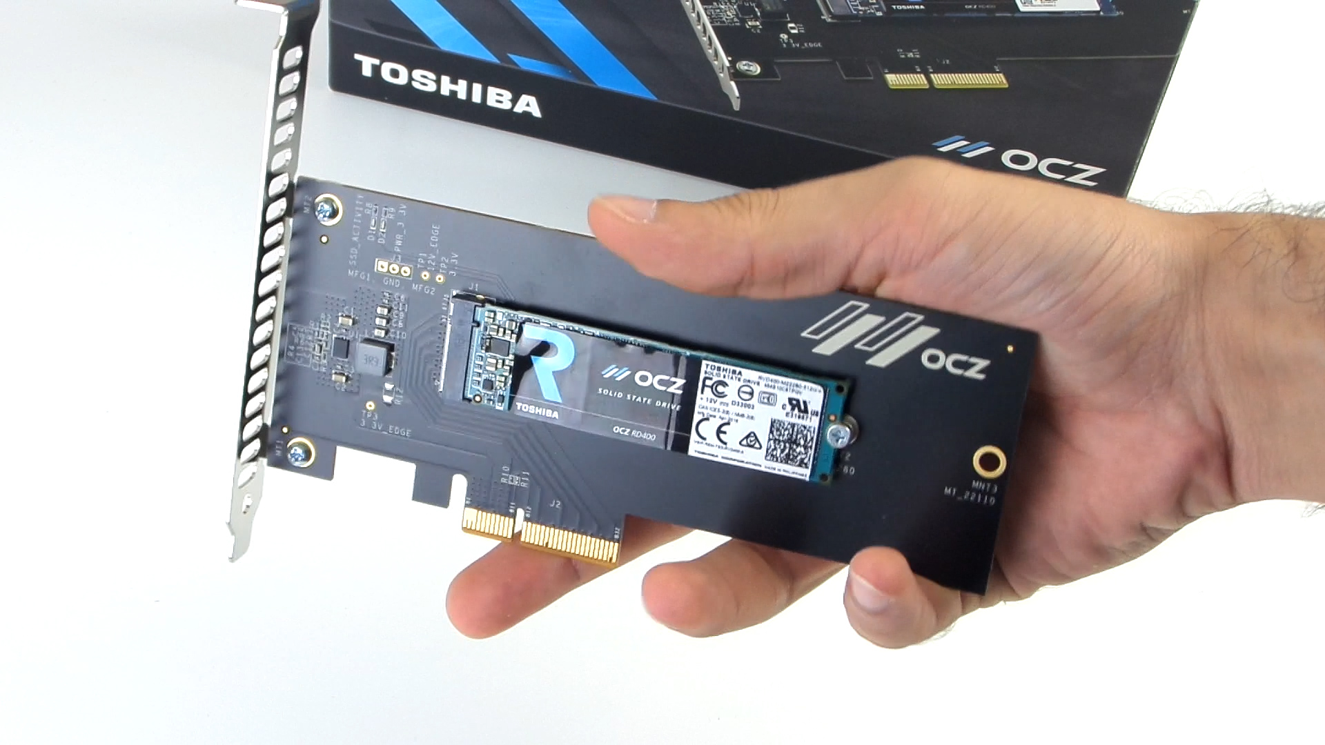 Toshiba OCZ RD 400 512GB NVMe SSD incelemesi 'Küçük ve Hızlı'