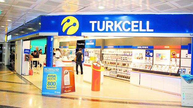 Turkcell üçüncü çeyrekte sert düşüş yaşadı
