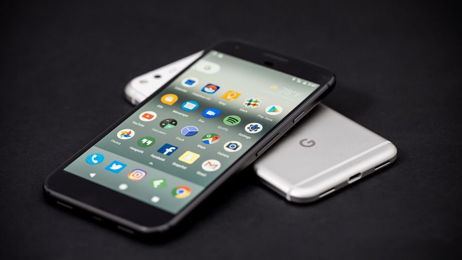 Google Pixel sadece 60 saniyede hacklendi