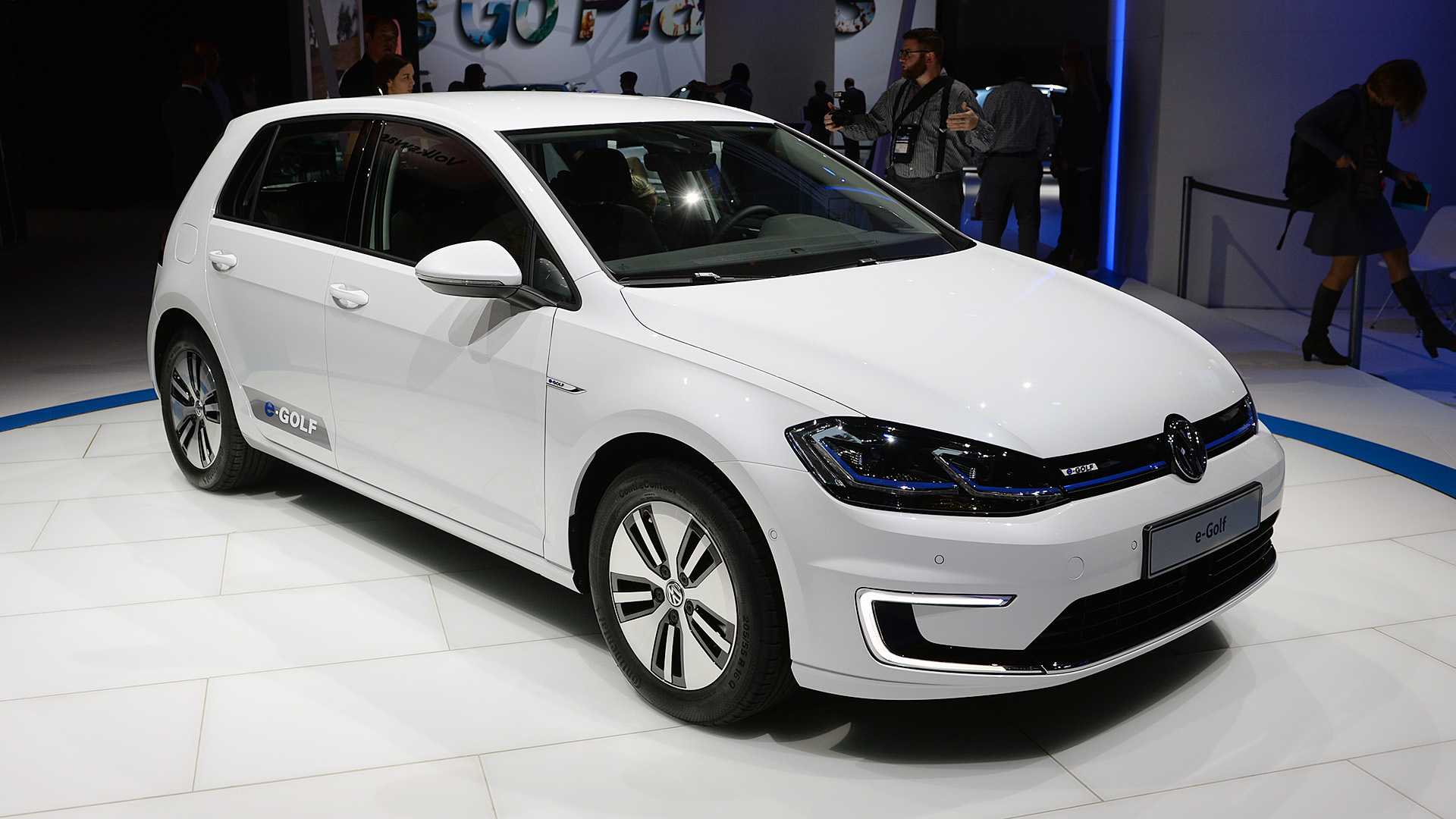 Volkswagen’in elektrikli aracı e-Golf yenilendi