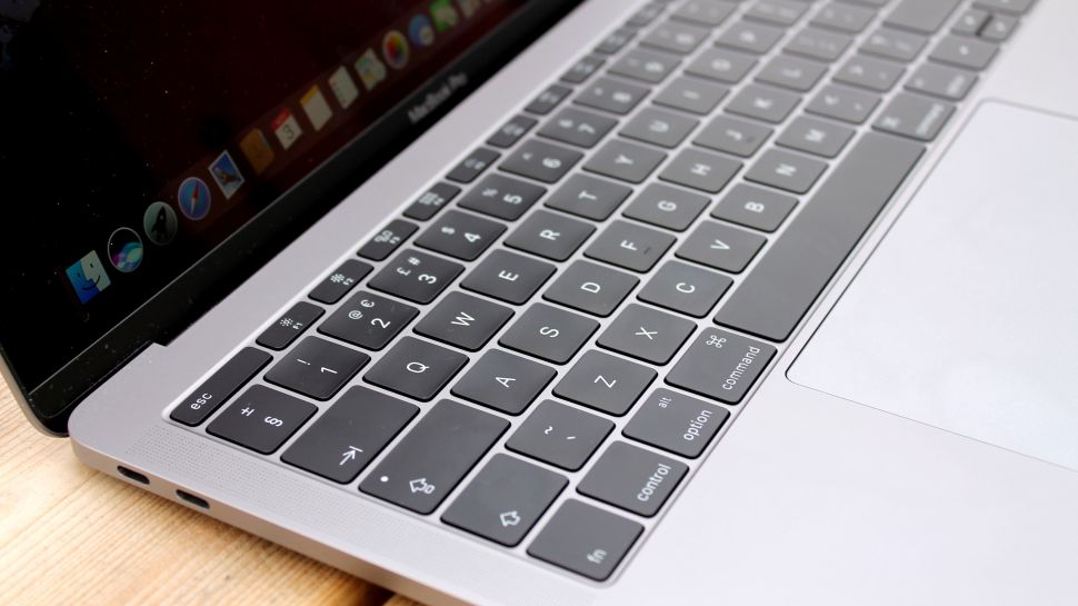 Bazı yeni MacBook Pro modellerinde trackpad problemleri ortaya çıktı