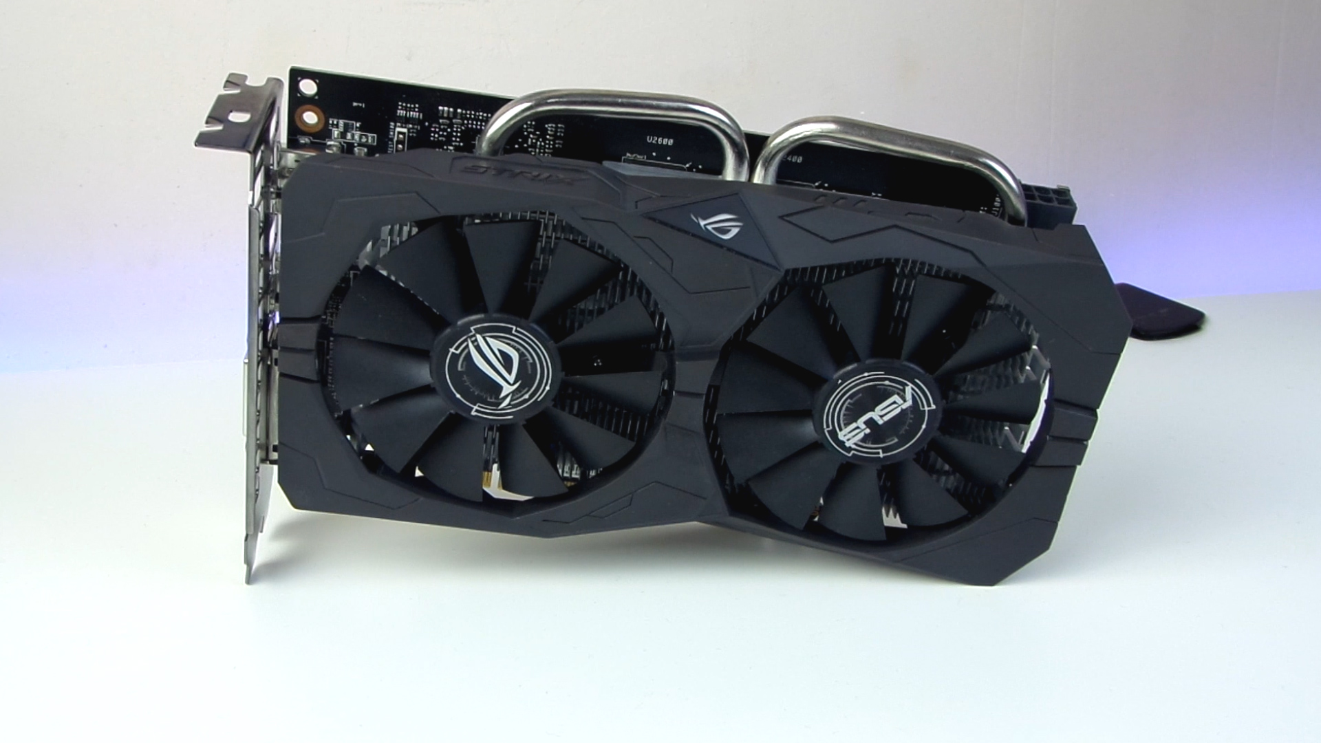 Asus RX460 Strix incelemesi 'E-Spor oyunlarına yakışıklı kart'