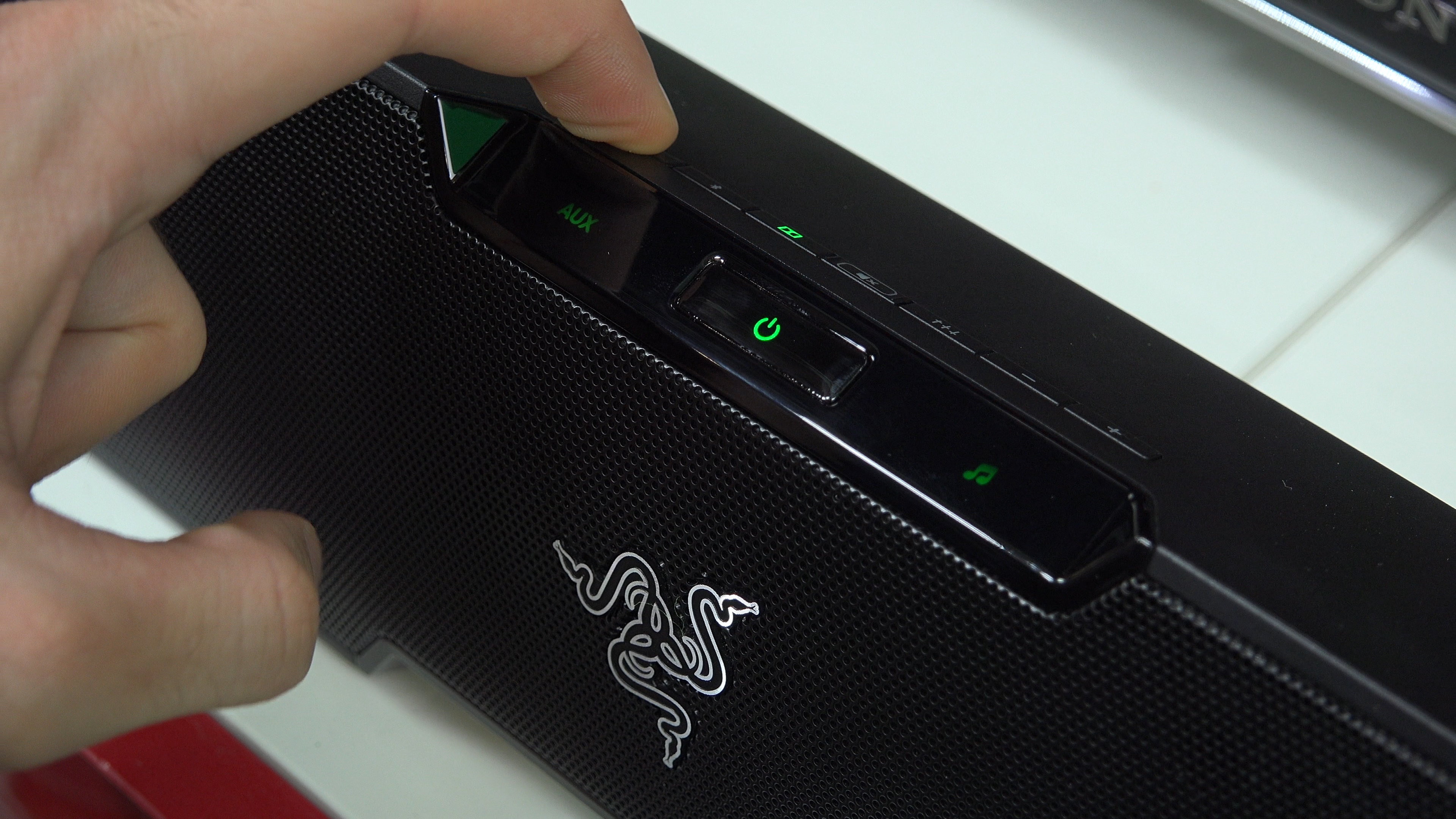 Razer Leviathan 5.1 incelemesi 'Küçük gövdesinde Dev ses'