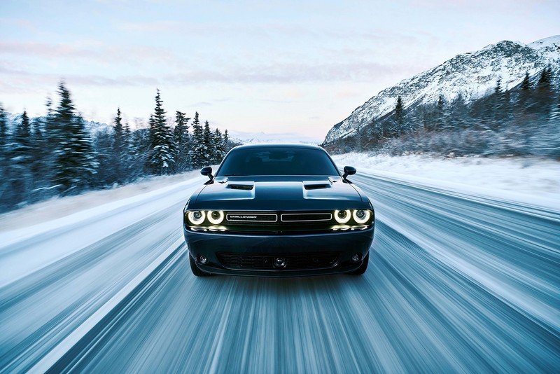 2017 Dodge Challenger GT dört tekerden çekişle geliyor