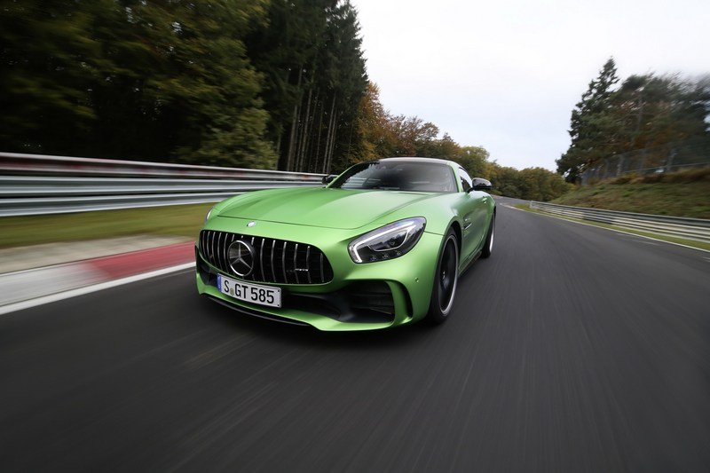 Mercedes AMG GT R, 7:10.9 dakika tur zamanı ile Nürburgring rekorunu kırdı