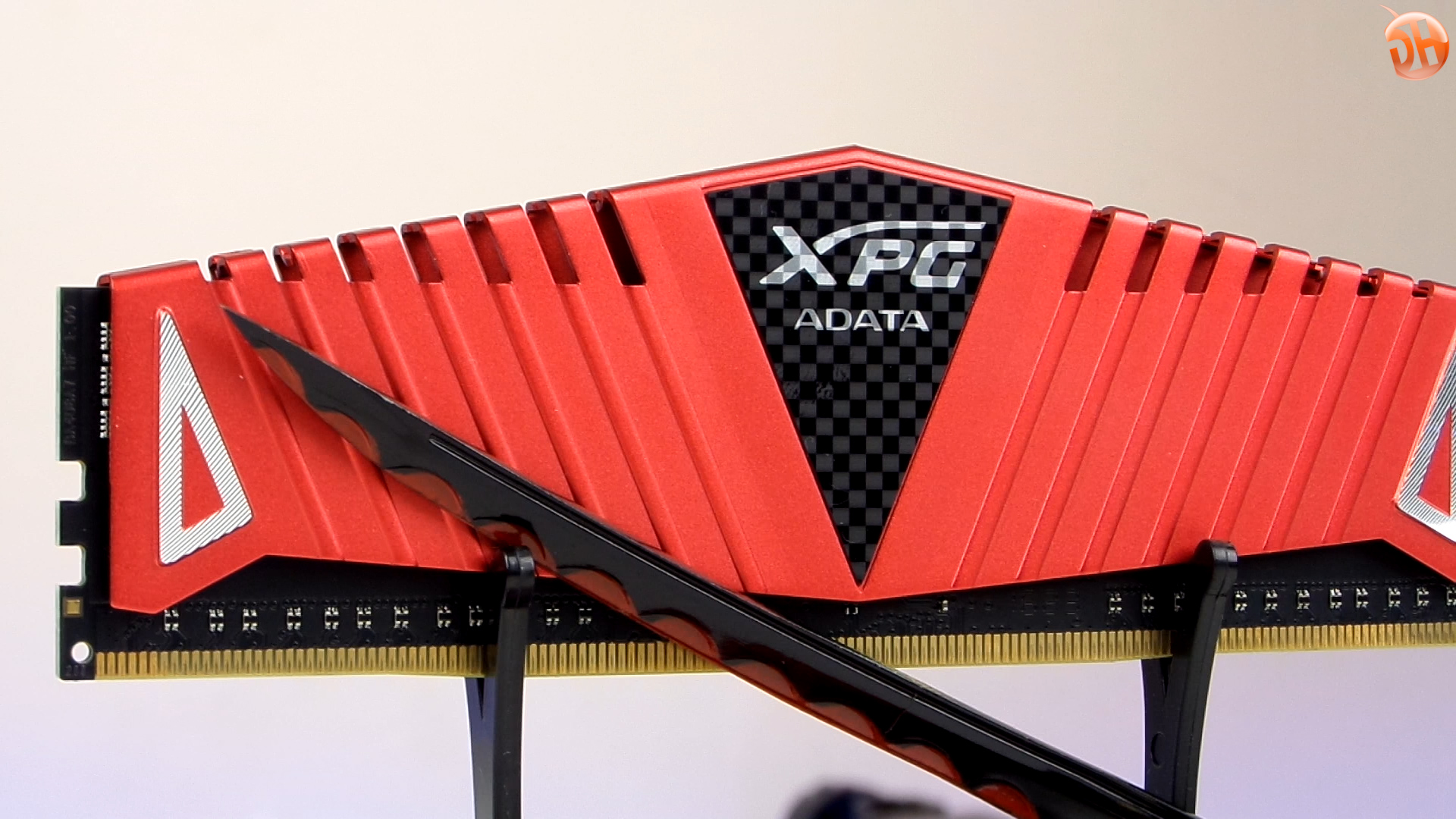 A-Data XPG Z1 RAM incelemesi 'Çekici tasarım, yüksek hızaşırtmayla buluştu'