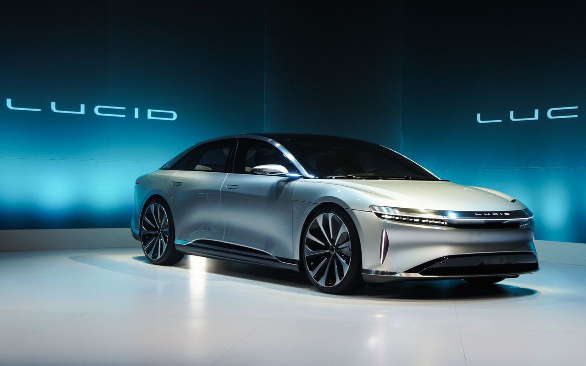 Lucid Motors, 643 km menzile sahip lüks elektrikli otomobilini tanıttı