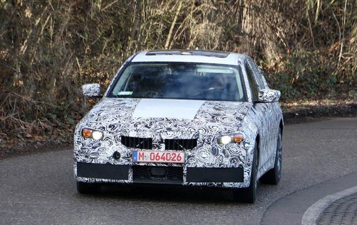 Yeni nesil G20 kasa kodlu BMW 3 Serisi test esnasında görüntülendi