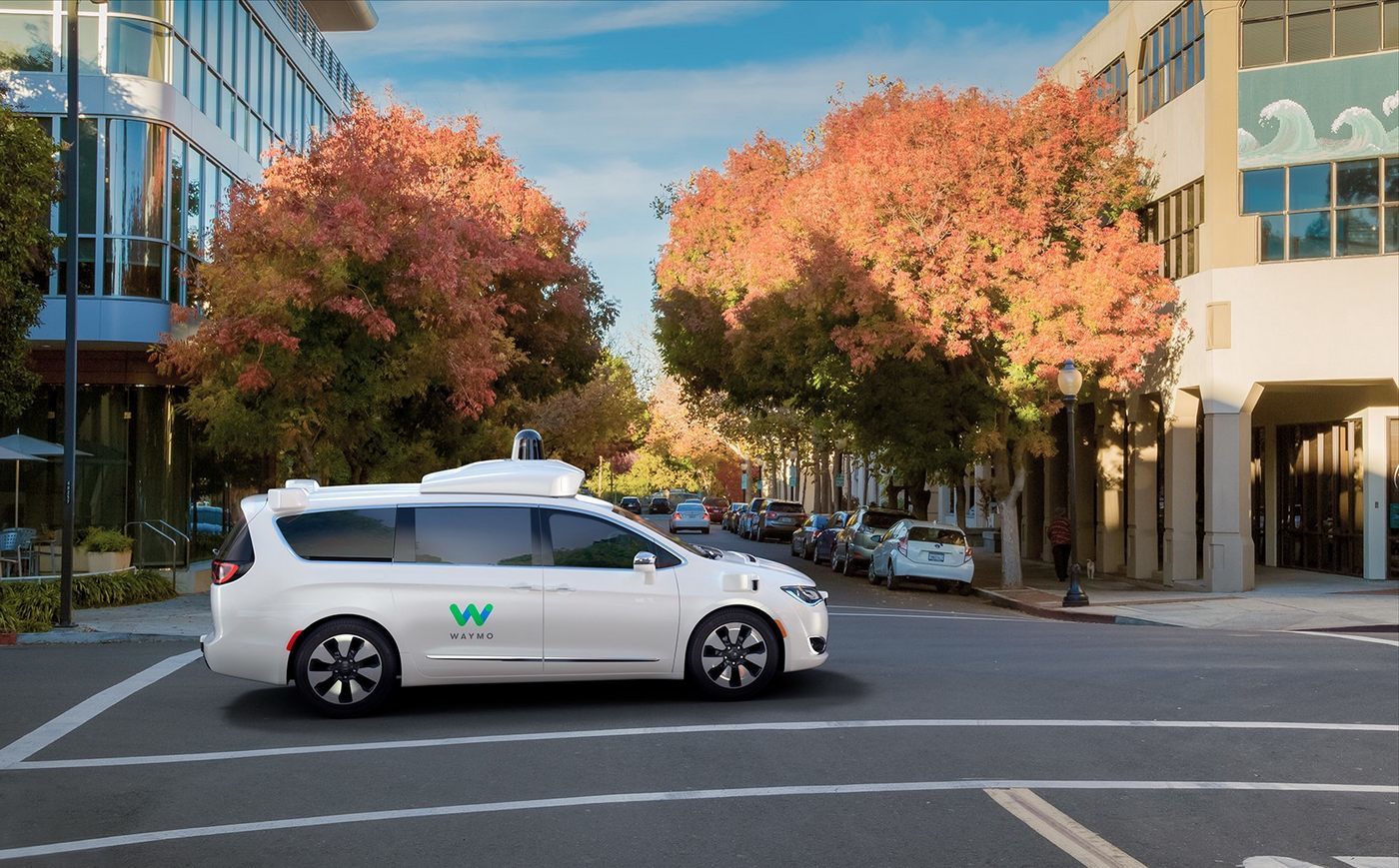 Chrysler ve Google'ın yeni otomotik pilotlu araçları hazır