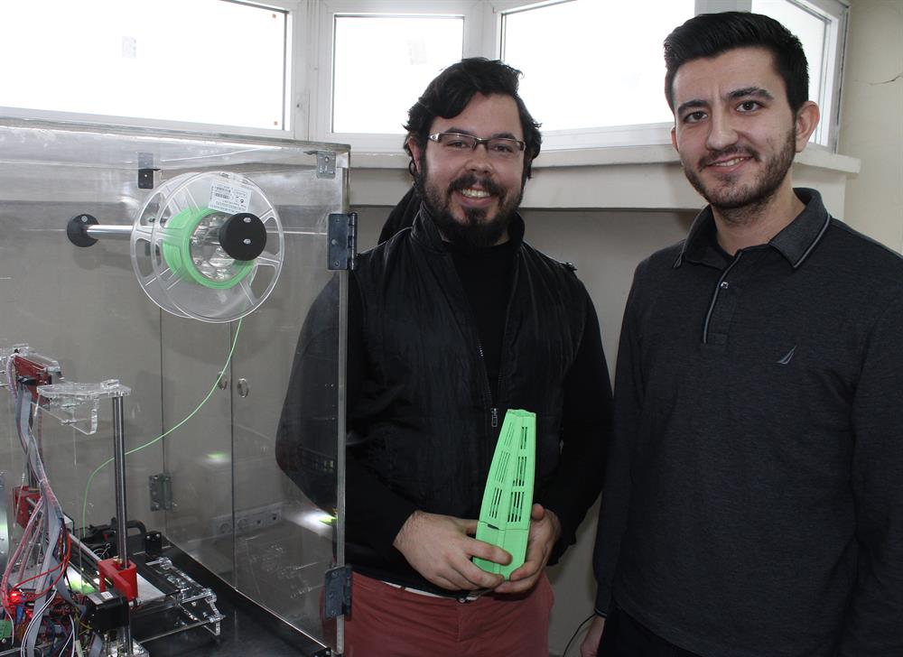 Türk üniversite öğrencileri mini uydu geliştirdi