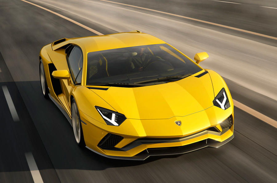 Lamborghini Aventador S: Daha güçlü, daha yetenekli