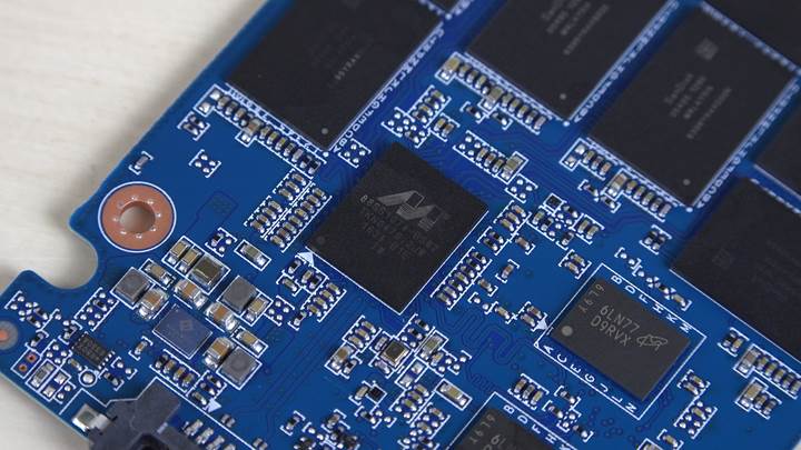 WD Blue 1TB SSD inceleme videosu 'WD'den F/P odaklı performanslı SSD'