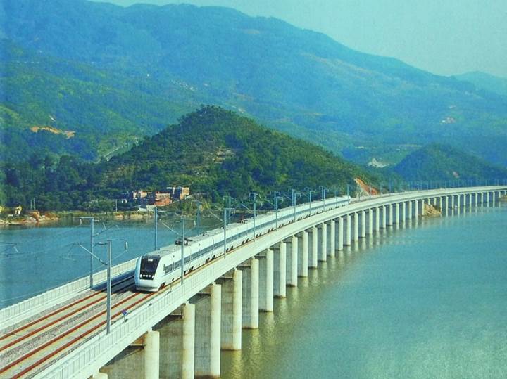 Çin’den 30.000 kilometrelik dev hızlı tren projesi