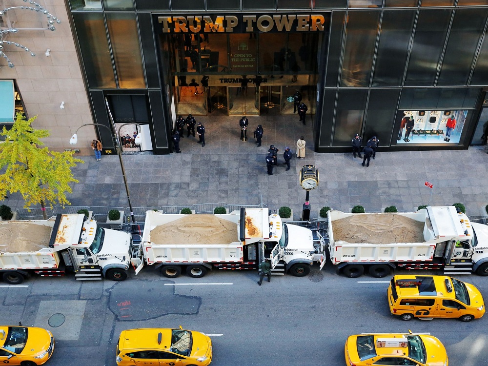 New York'daki yeni yıl kutlamaları hafriyat kamyonlarıyla korunacak