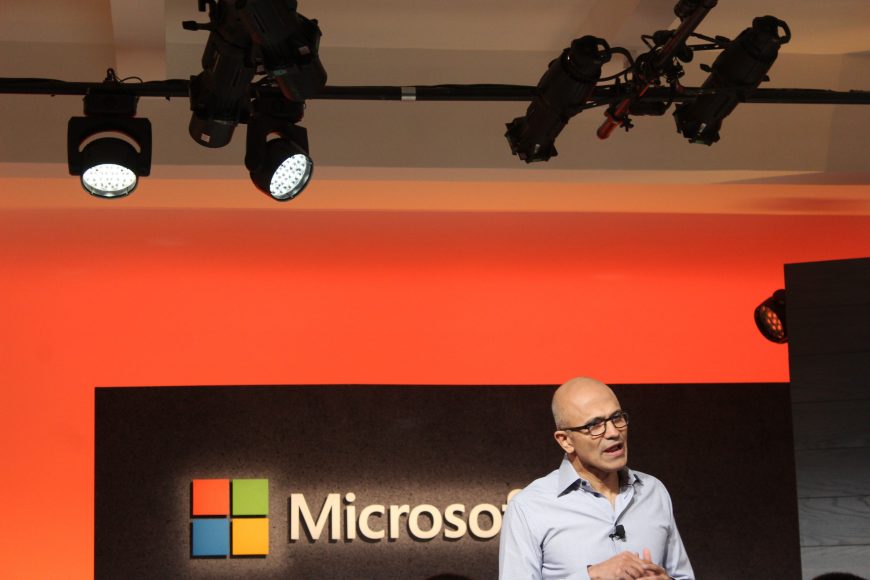 Microsoft 17 yıl aradan sonra 500 milyar dolarlık değere ulaştı