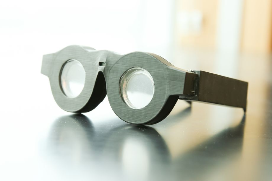 Yeni geliştirilen gözlüklerle presbiyopiye son!