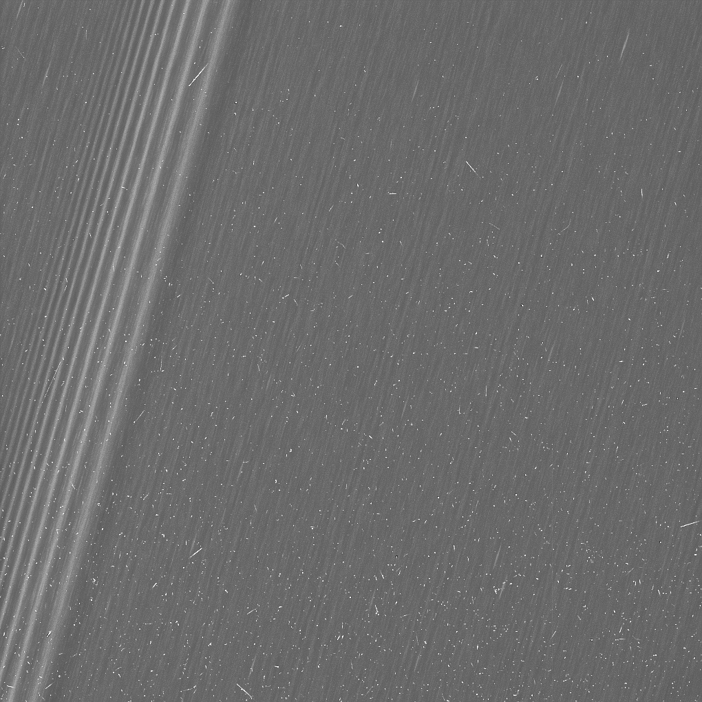 Cassini uzay aracından nefes kesen Satürn fotoğrafları