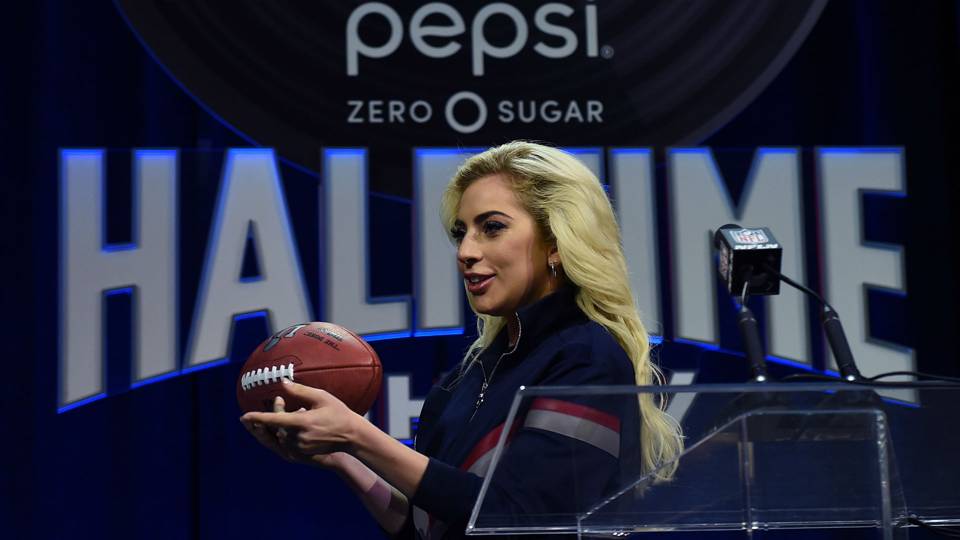Lady Gaga'nın Super Bowl gösterisinde yüzlerce drone kullanılacak