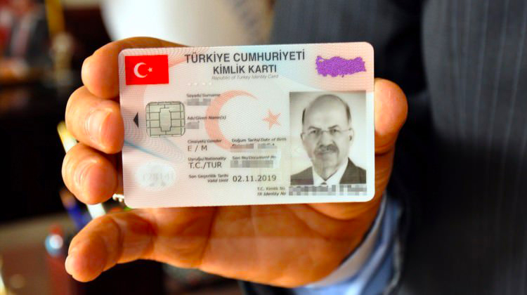 Bakanlıktan yeni kimlik kartı başvurularıyla ilgili önemli açıklama