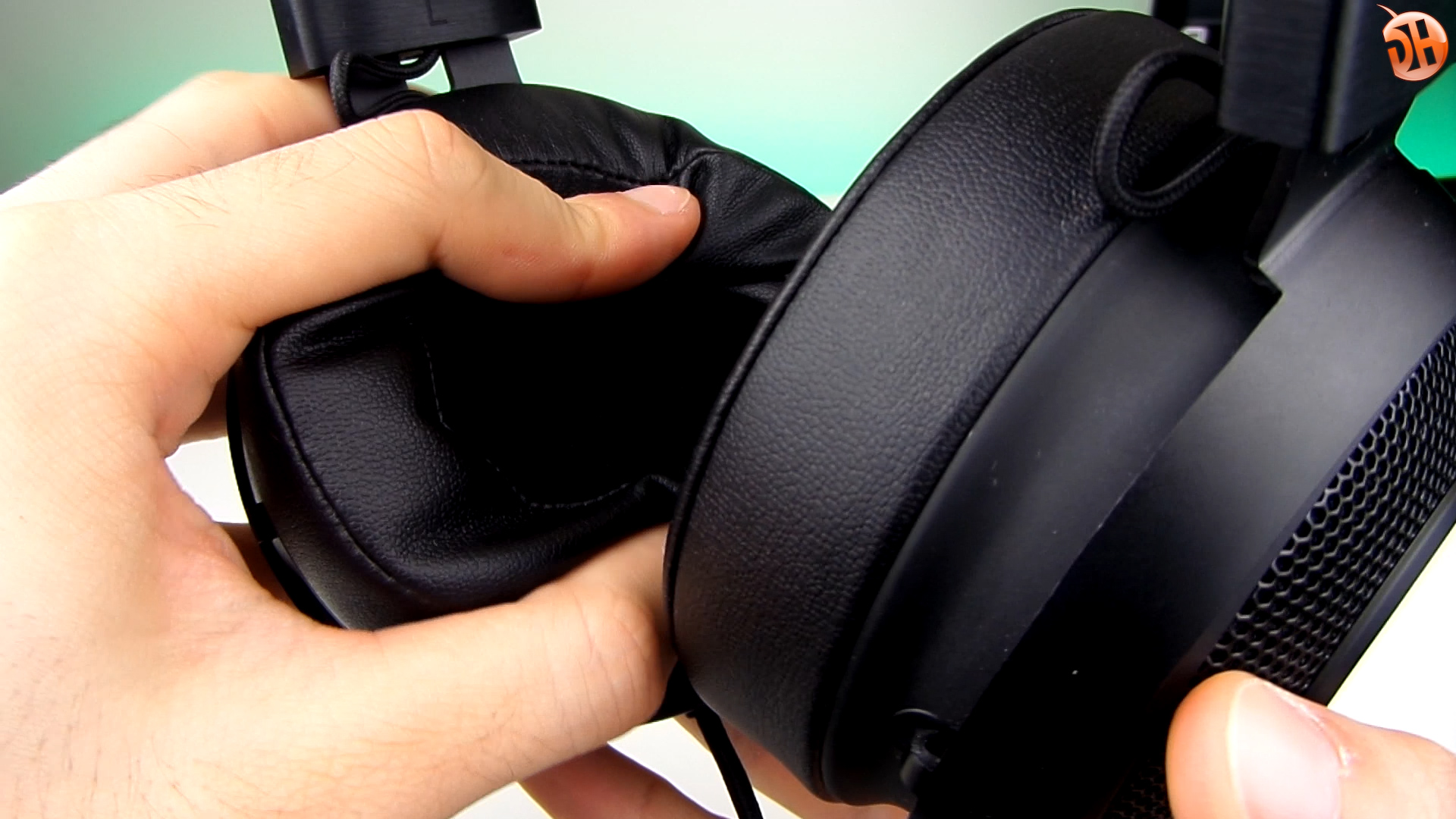 Razer Kraken 7.1 V2 incelemesi 'Kraken baştan tasarlandı'