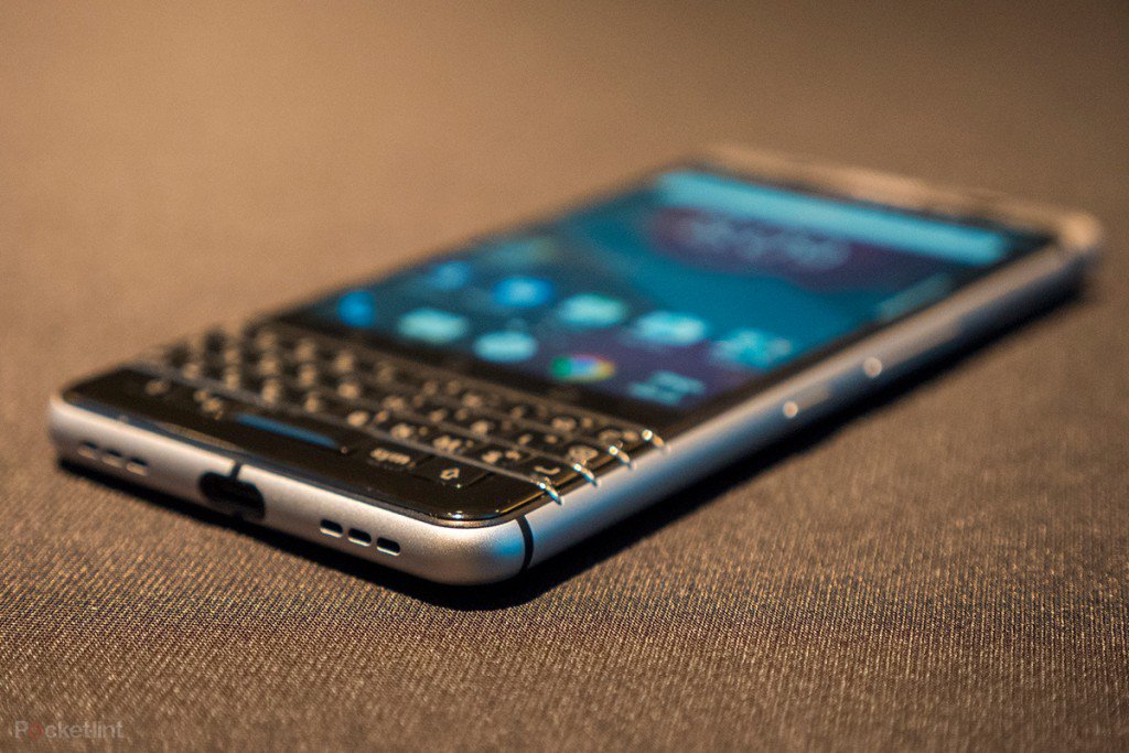 BlackBerry, akıllı telefon sektöründe tam anlamıyla dibi gördü