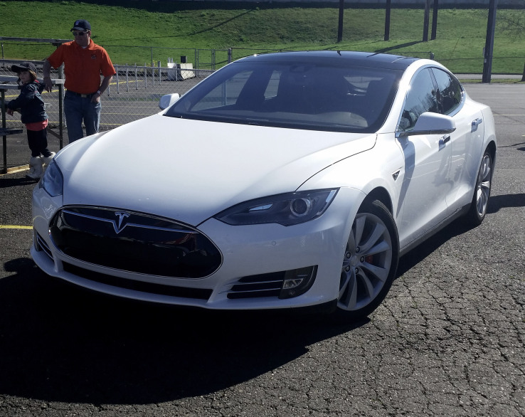 Tesla; otomobil, bakım ve sigorta için tek fiyat politikası uygulayacak