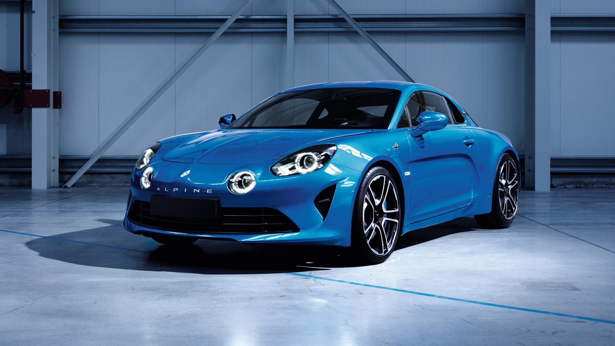 Merakla beklenen yeni Alpine A110 artık resmi!