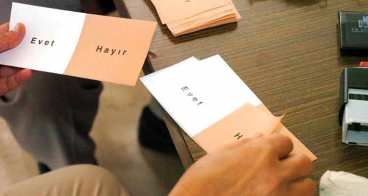 BTK'dan referandum açıklaması: Sosyal ağları yalan haber konusunda uyardık!