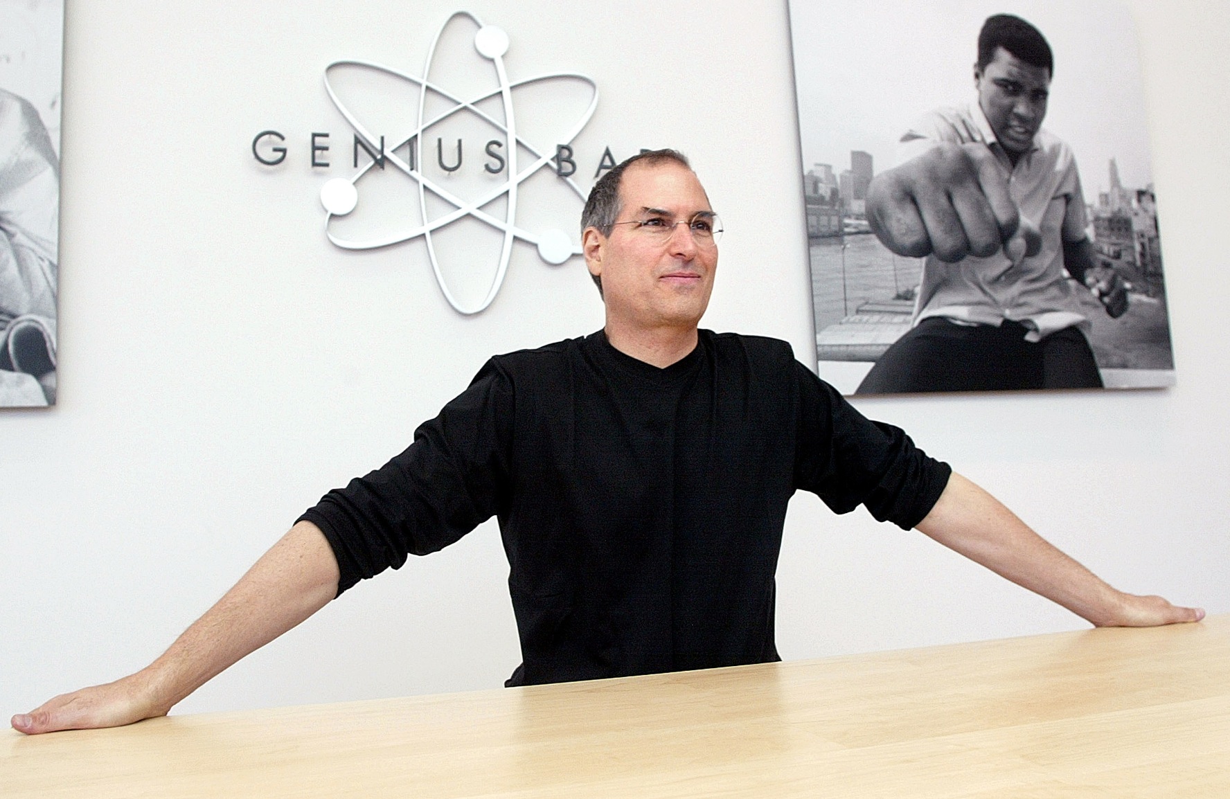 Steve Jobs: Genius Bar fikri aptalca, işe yaramaz!