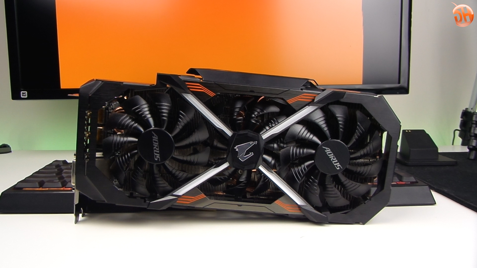 Aorus GTX1080 Xtreme Edition incelemesi '2.1GHz'e çıkabilen en iyi GTX1080'lerden'