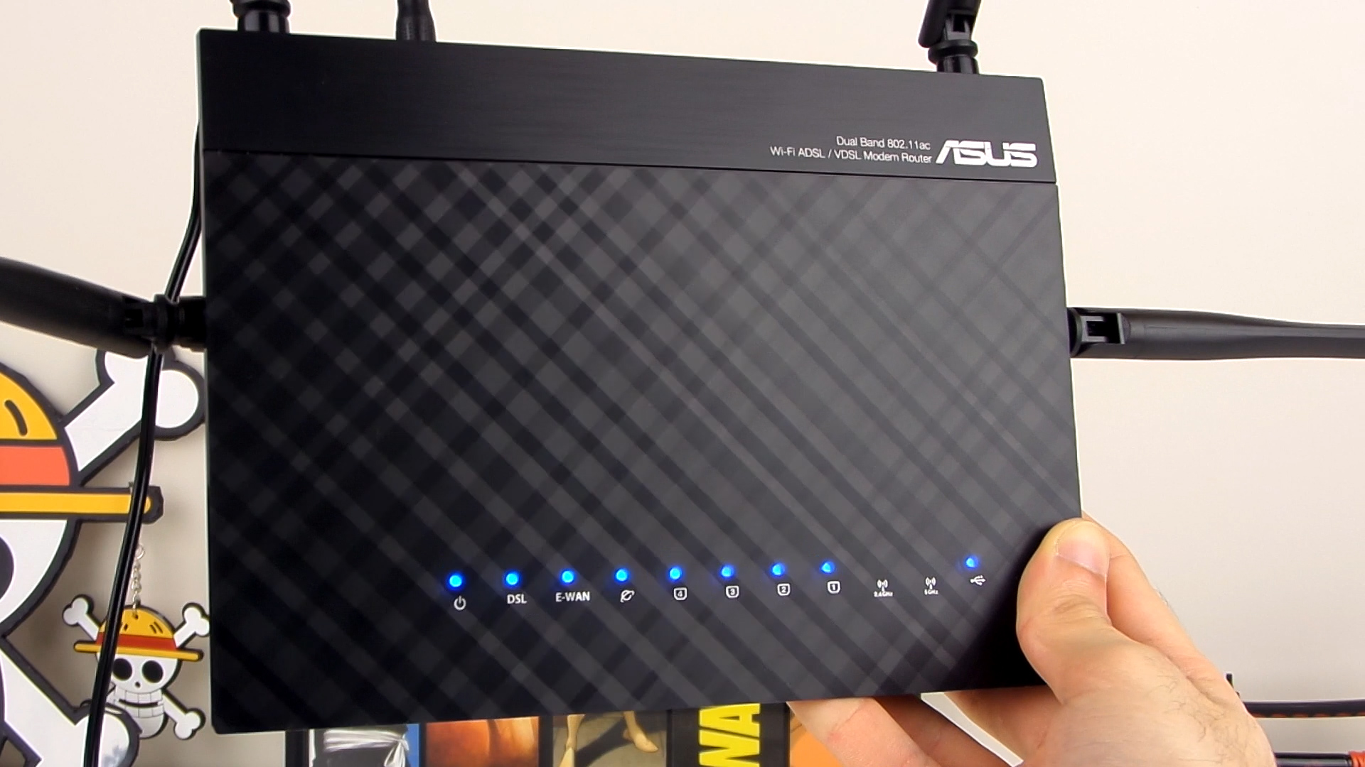 Asus DSL-AC55U modem/router incelemesi 'Torrent destekli, çekim alanı iyi'