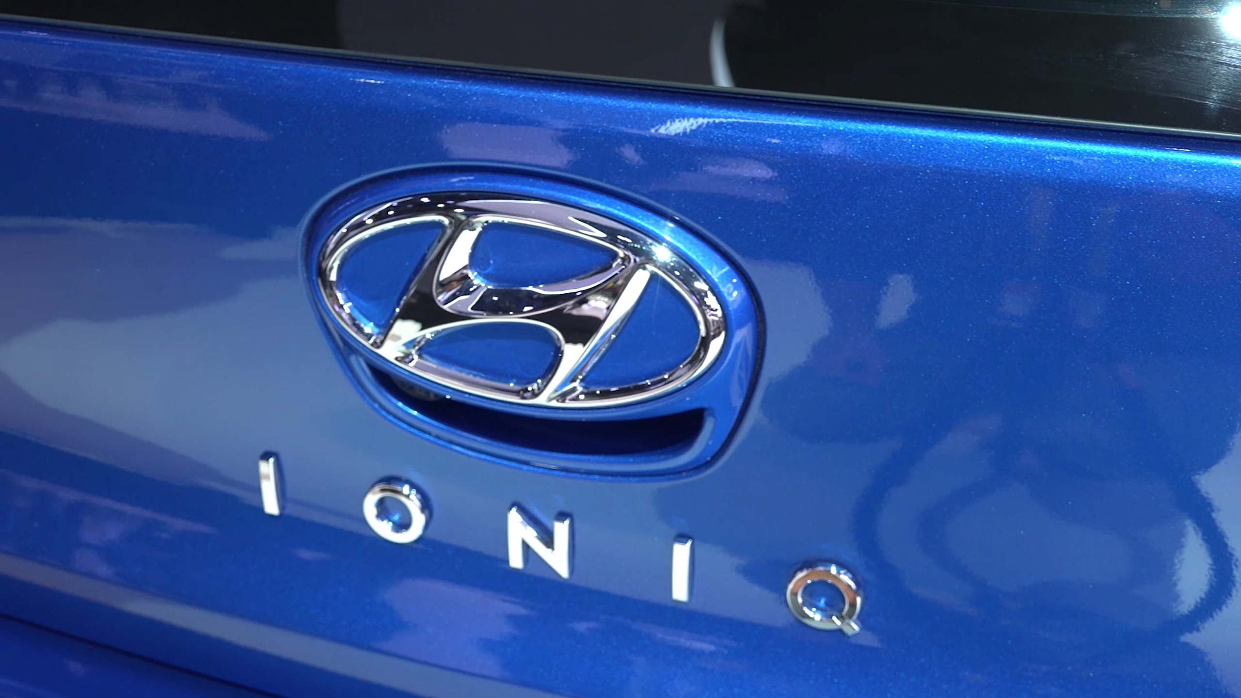 Hyundai IONIQ ön inceleme: Türkiye'ye de geliyor!