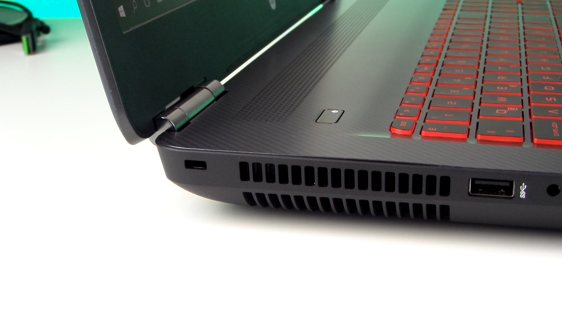 HP Omen 17 incelemesi 'GTX1070 ve G-Sync panel'