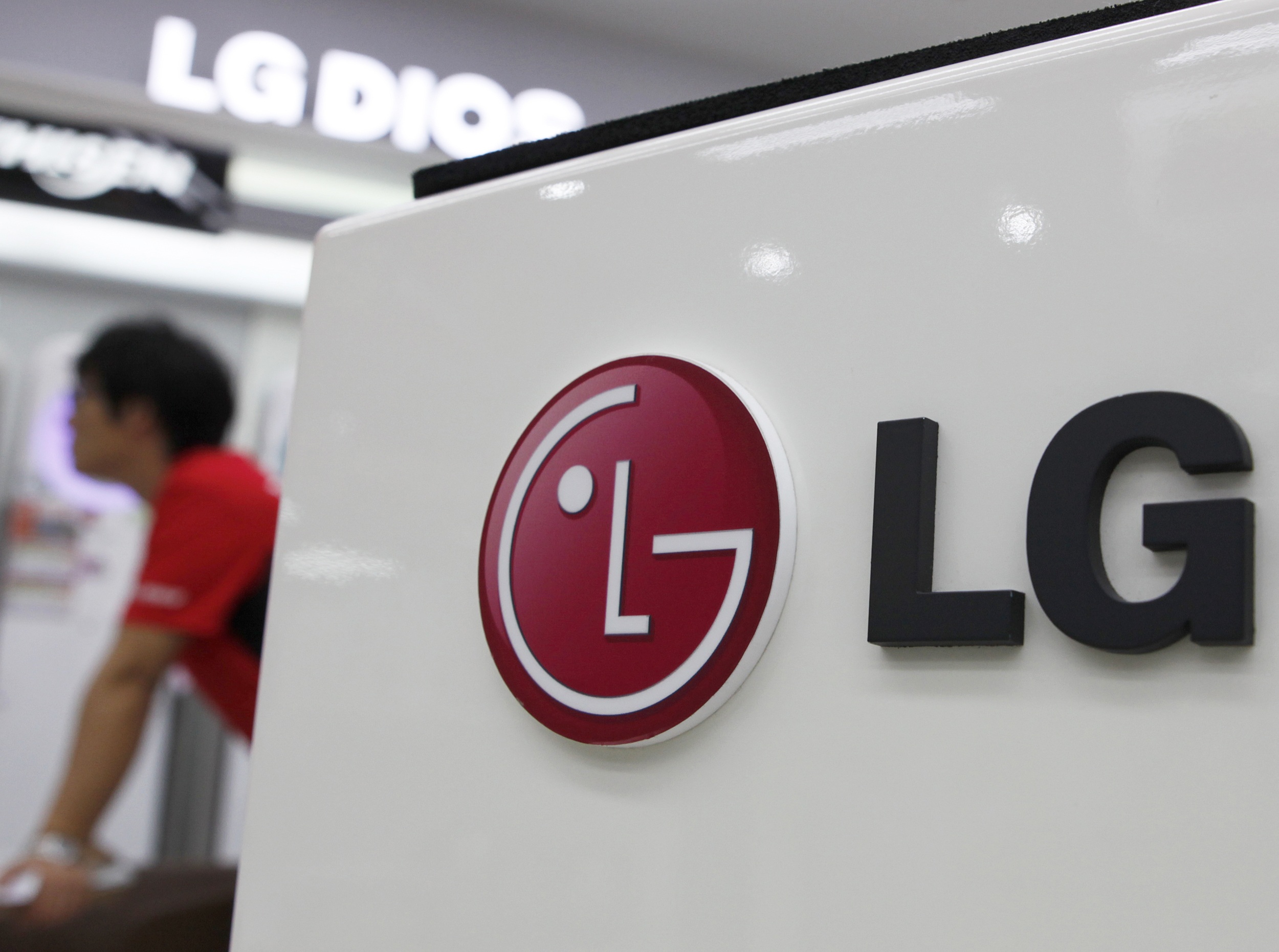 LG Mobile çalışan sayısını büyük oranda artırdı