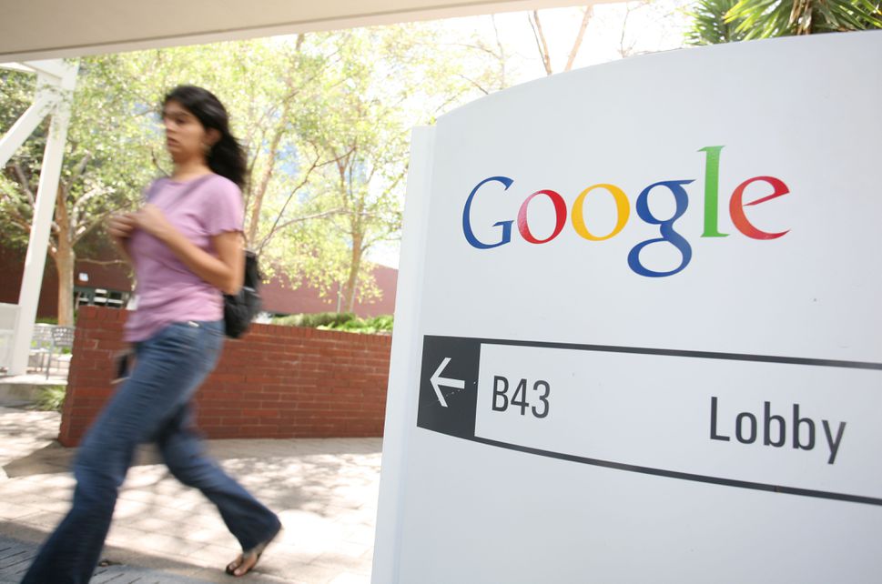 Google cinsiyet ayrımcılığı iddialarına yanıt verdi