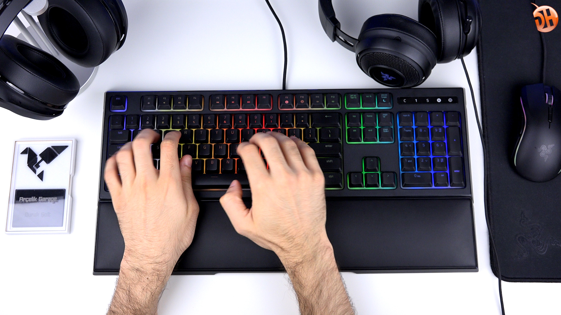 Razer Ornata incelemesi 'Mecha Membrane, yastık gibi bileklik, şahane RGB aydınlatma'