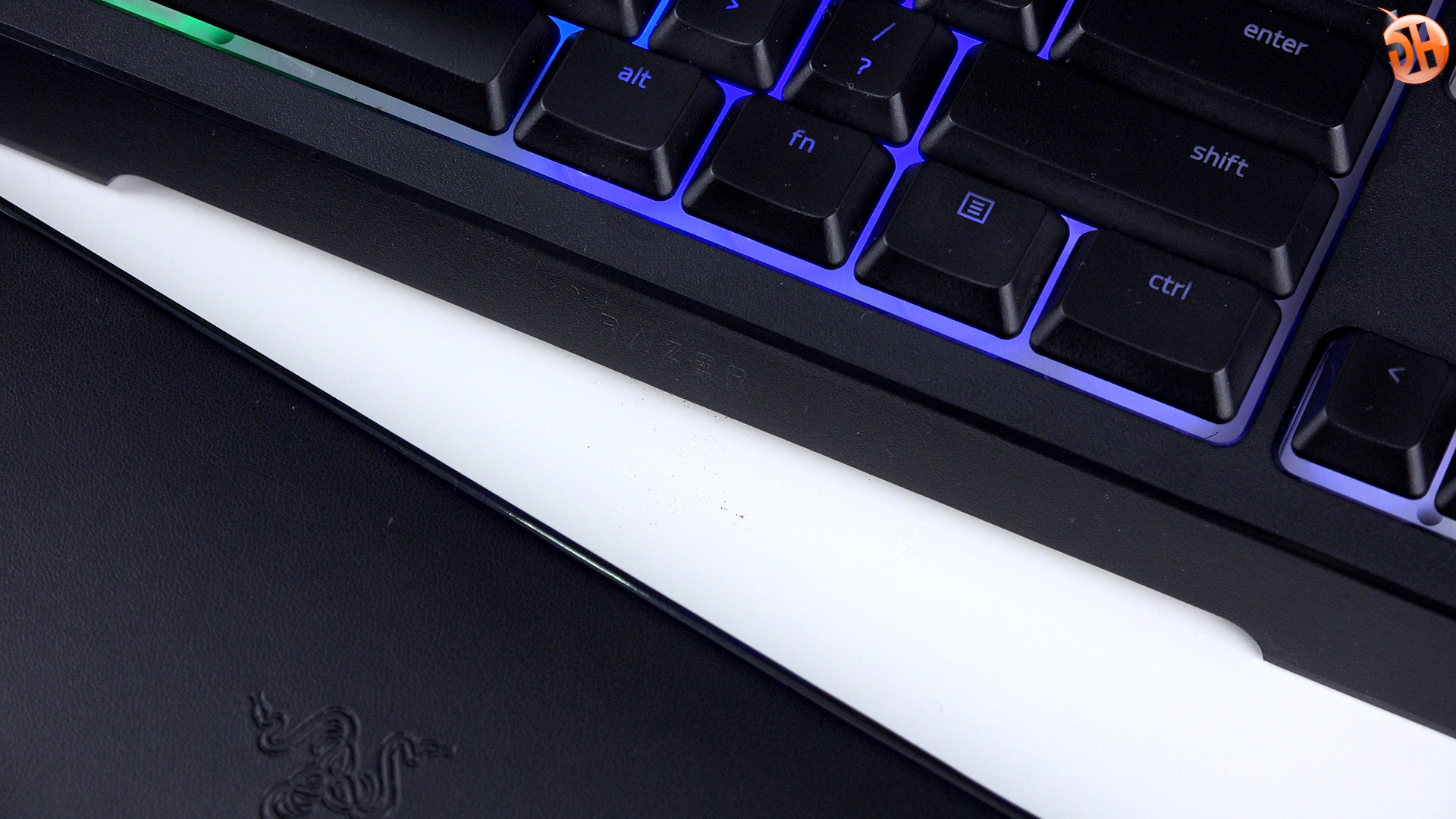 Razer Ornata incelemesi 'Mecha Membrane, yastık gibi bileklik, şahane RGB aydınlatma'
