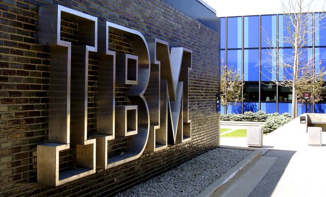 IBM'in bulut gelirleri, şirkete yetmedi