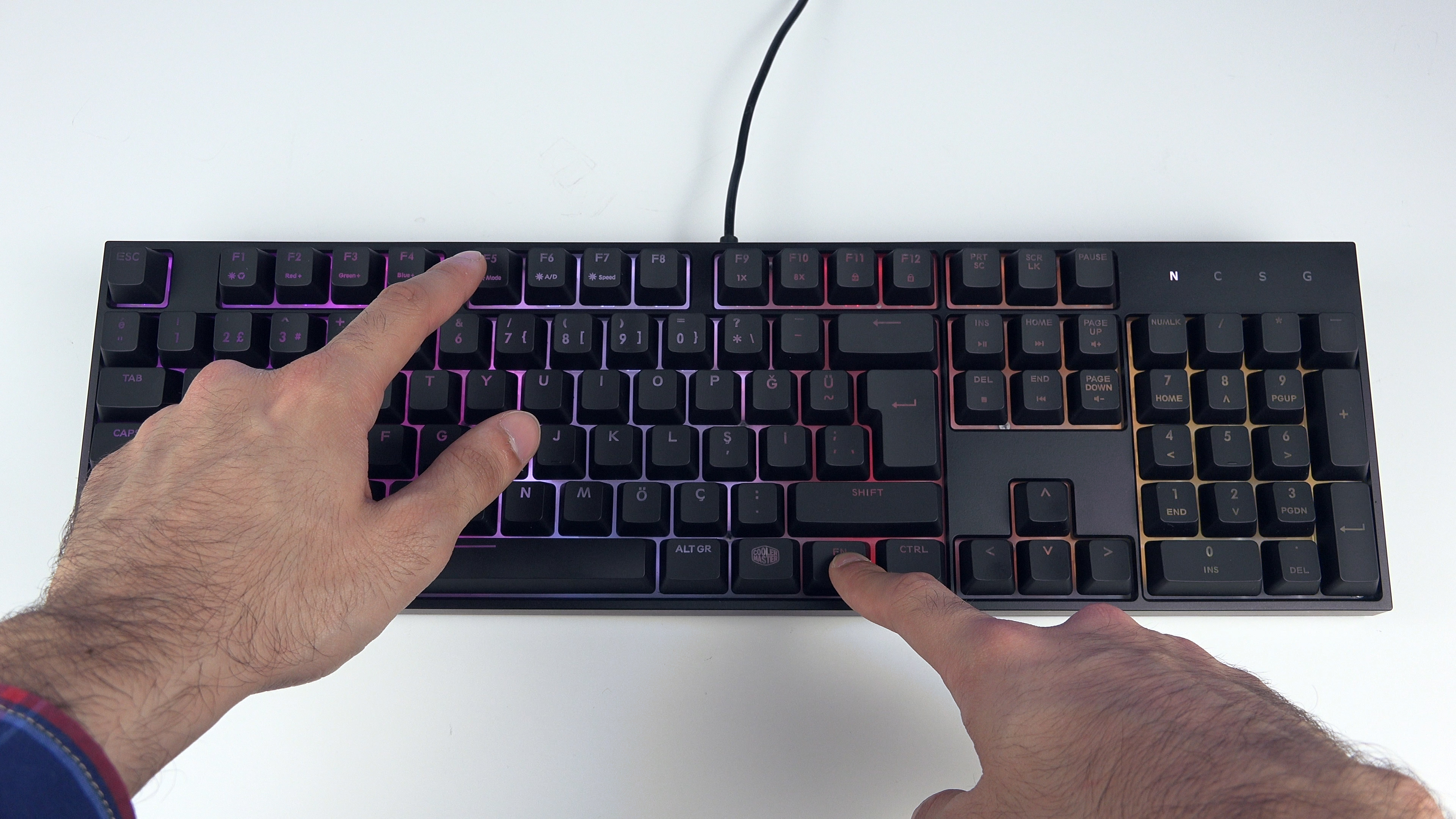 CM Masterkeys Lite L Combo 'Fiyat / Performans odaklı RGB Klavye ve Fare seti' inceleme