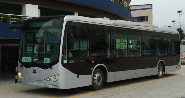 BYD, Amerika'da 18 metrelik elektrikli otobüslerin teslimatına başladı