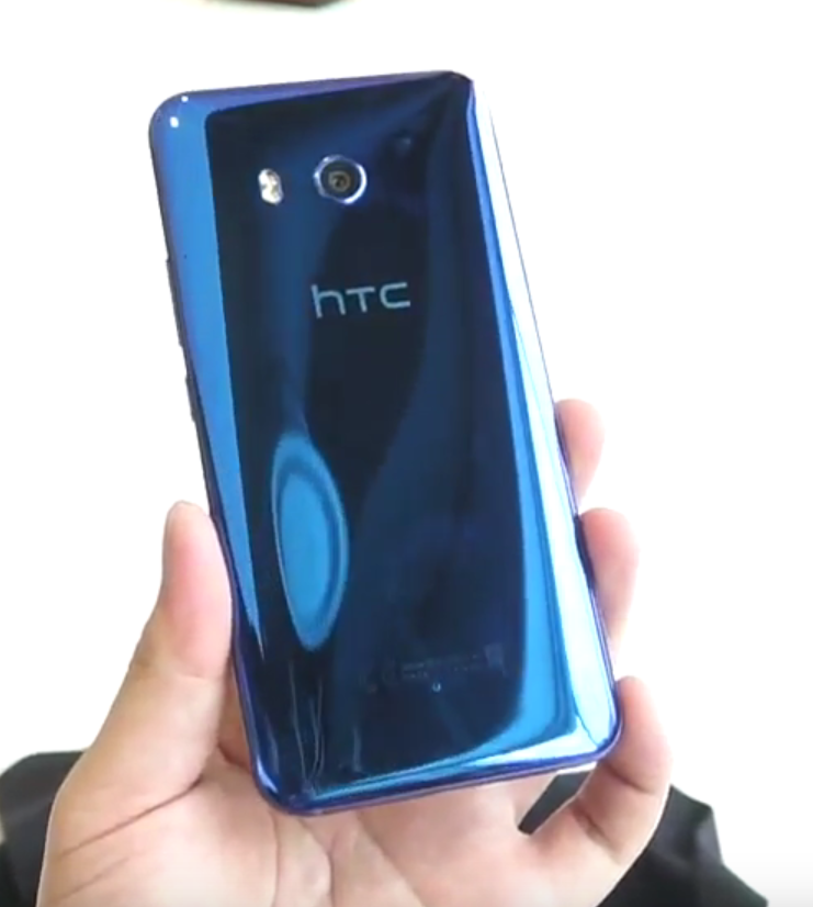 İşte karşınızda HTC'nin yeni amiral gemisi HTC U 11