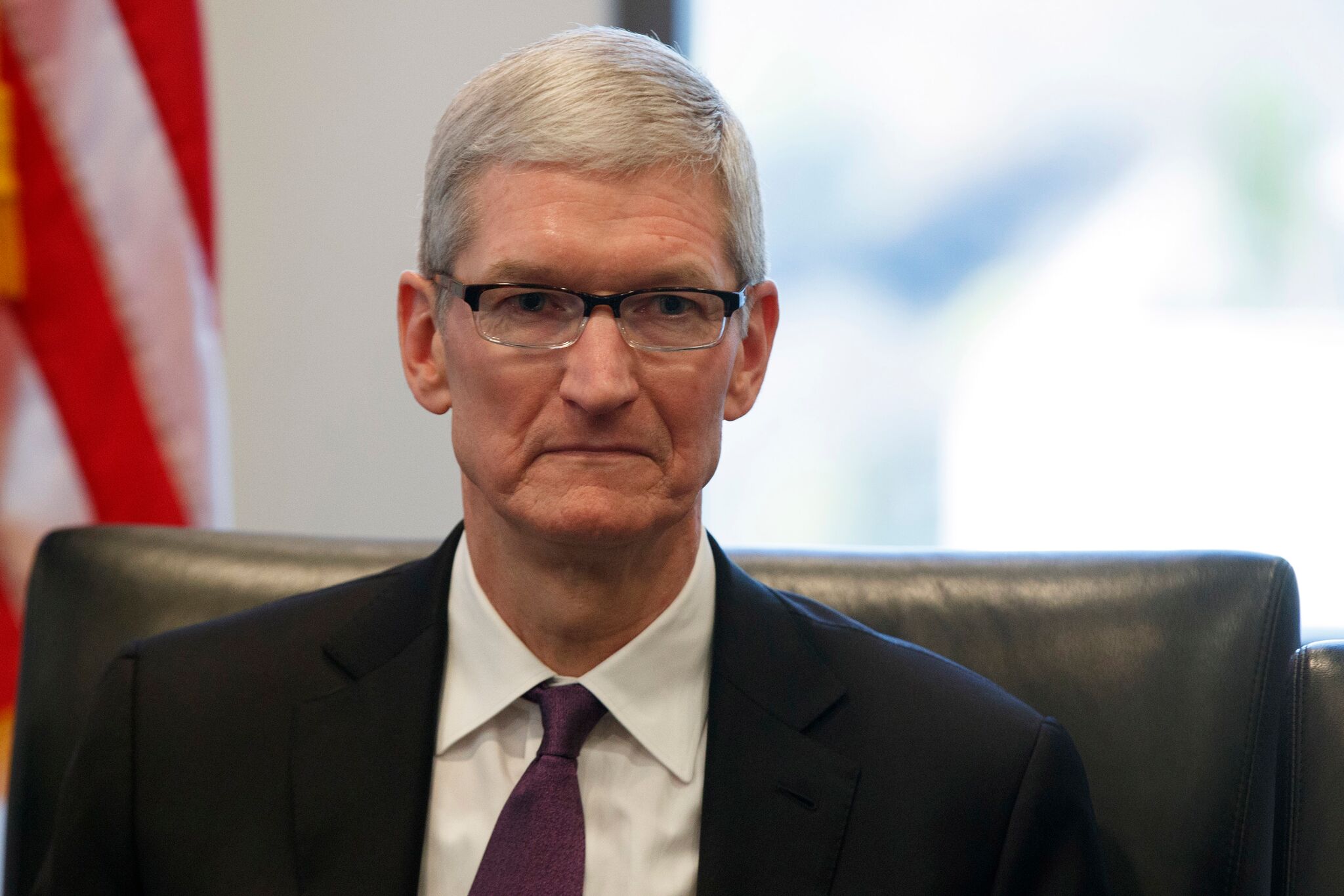 Tim Cook, Donald Trump'ı uyarmak için Beyaz Sarayı aradı